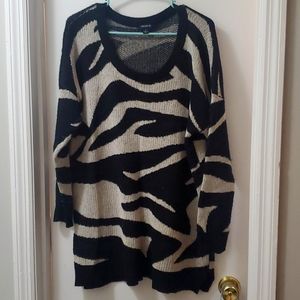 Torrid Sweater EUC